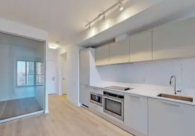 3 Gloucester Street | Toronto (Church-Yonge Corridor)