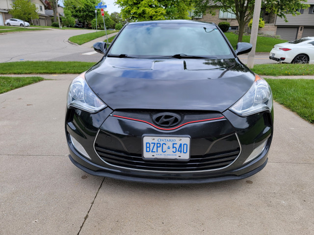 2013 Hyundai Veloster - Very good condition, Very low km's. in Cars & Trucks in Kitchener / Waterloo - Image 3