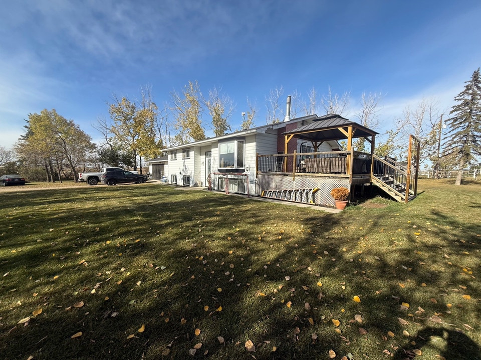 Acerage house for rent 20 acres 1