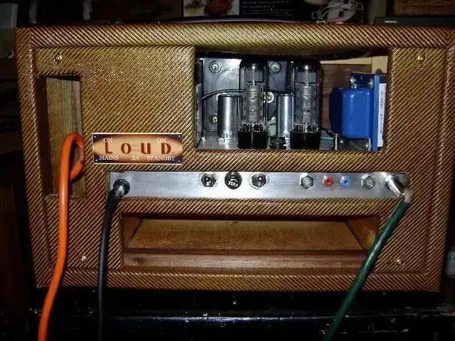 Loudtubeamps 50 watt all tube amplifier in Amps & Pedals in Muskoka - Image 3
