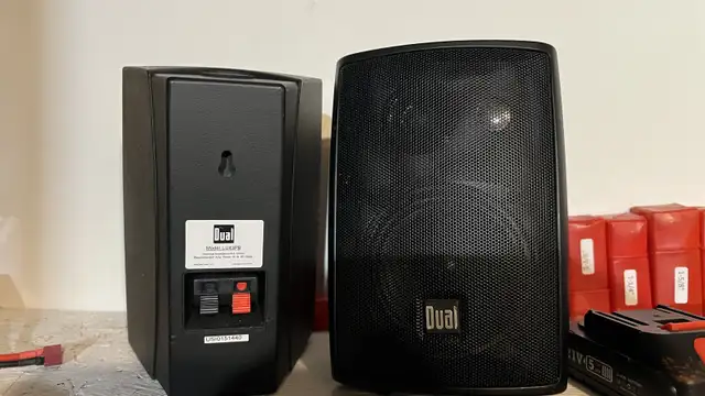 Used Dual Electronics LU43PB Speakers in Speakers in Markham / York Region - Image 3