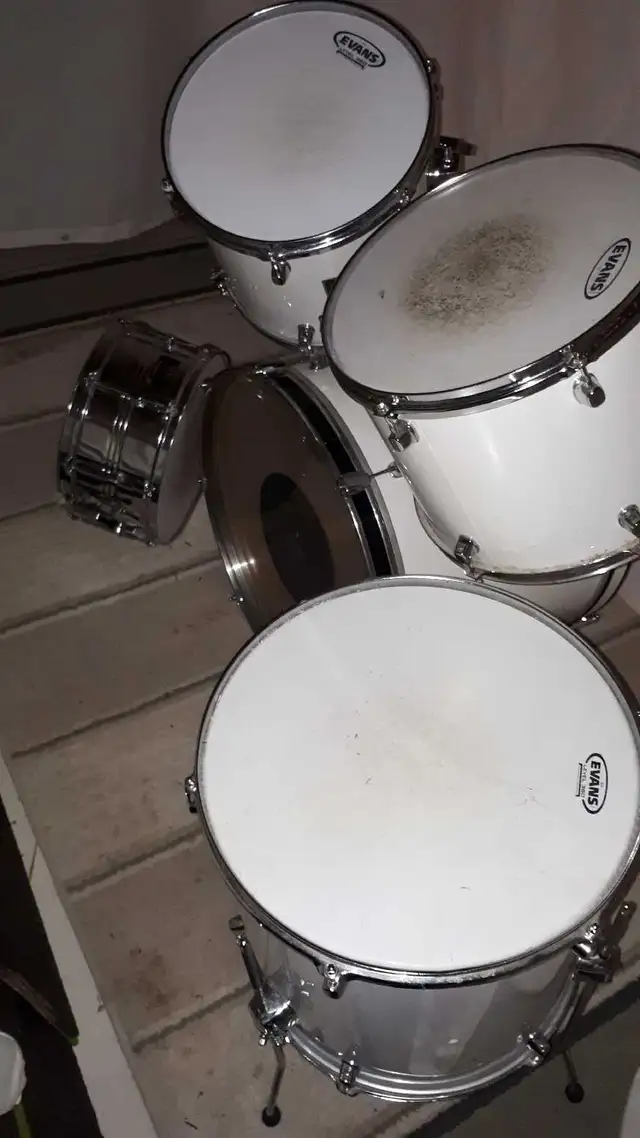 Drums Saturn Series white by Mapex! in Drums & Percussion in Markham / York Region - Image 3