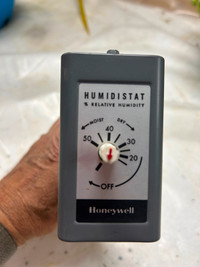 Contrôleur d'humidificateur Honeywell H49A1019