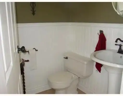 4-Bedroom townhouse for rent in Millwoods62863776824833121