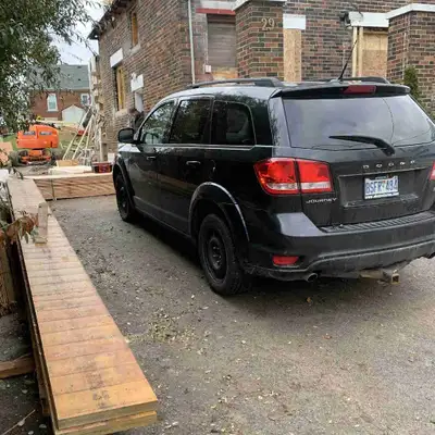 320000 km still runs amazing no problem other then the front wheel bearing and i have one ..has no i...