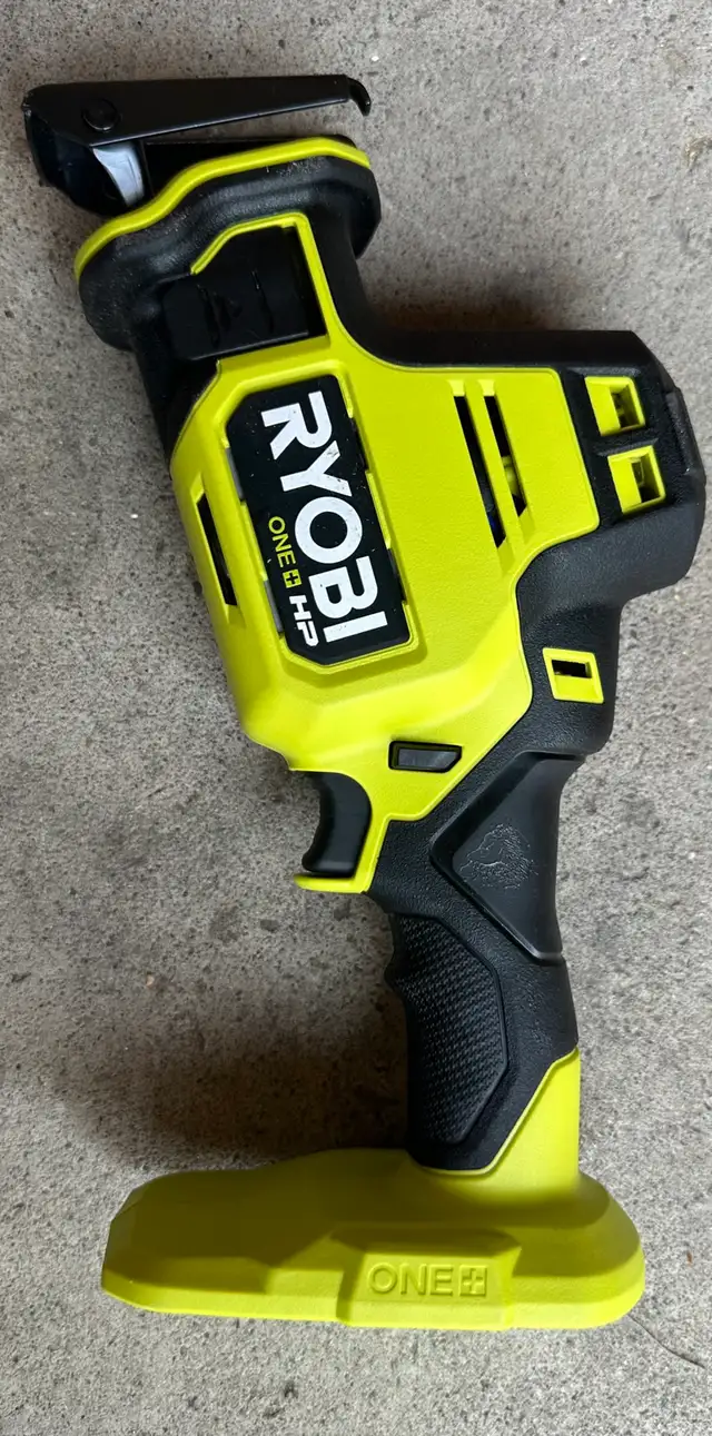 Ryobi ONE+ HP Reciprocating Saw in Power Tools in Mississauga / Peel Region - Image 4