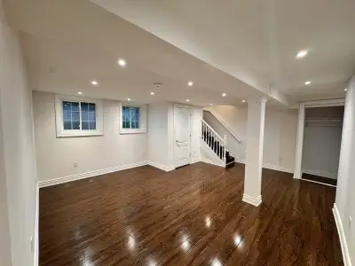 2 Bedroom Walkout Basement in Newmarket Davis and Yonge