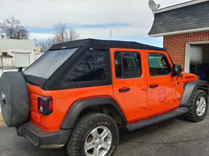 Toit Mou Jeep Wrangler | Pièces d'auto, pneus et accessoires à vendre dans  Québec | Petites annonces de Kijiji