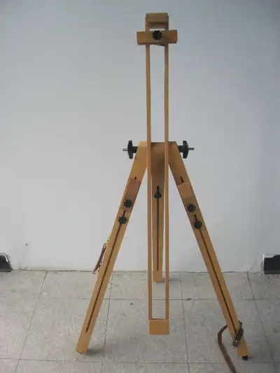 Grand chevalet en bois portatif ( NOUVEAU) Le support de toile s’incline dans tous les angles de la...