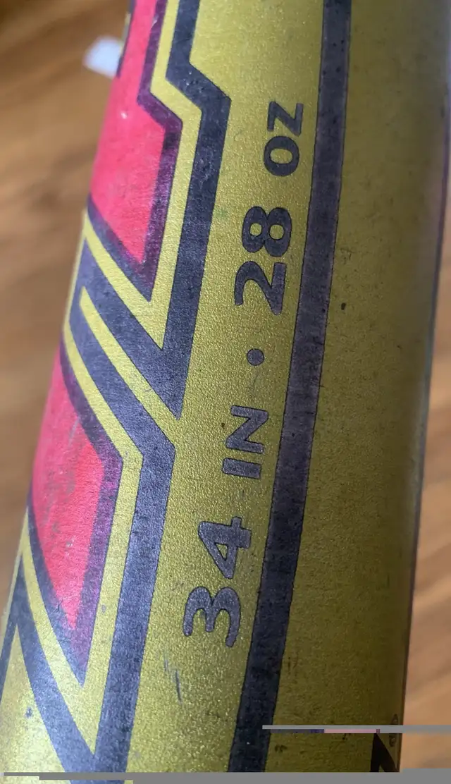 Louisville Slugger TPS Gold Softball Bat/34”,28oz / Mdl SB704 in Baseball & Softball in City of Toronto - Image 11