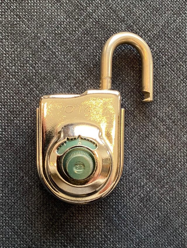 Sargent shackle padlock 8077A most scure combination lock in Other in Oakville / Halton Region - Image 2