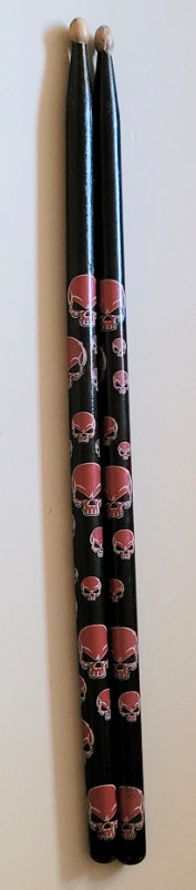 Vintage Rare Black Wood Drum Sticks with Red Skulls in Arts & Collectibles in Oshawa / Durham Region - Image 2