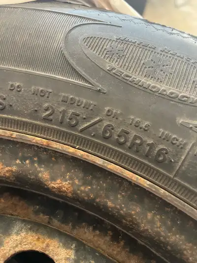 Selling these winter tires. Sold the car no longer need these tires.
