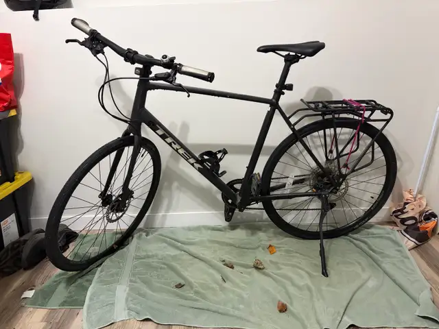 Trek FX3 (XL Frame) | Road | Lethbridge | Free local classifieds - Kijiji
