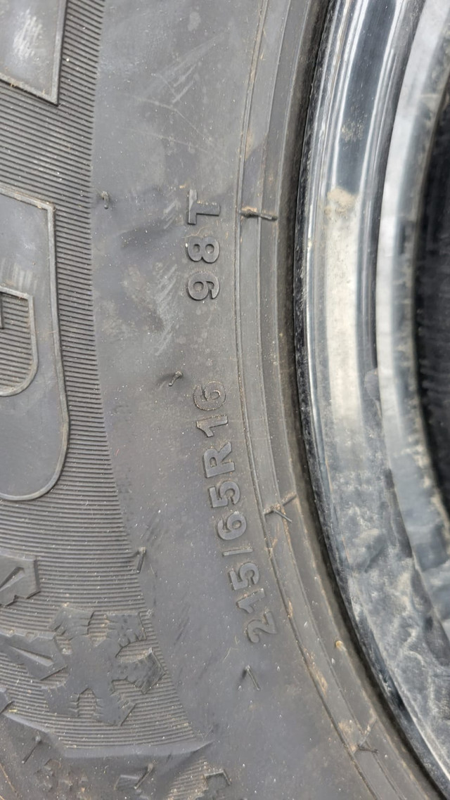4 tires GT IcePro 3 215\65 R16 on new rims used for 1/2 season in Tires & Rims in Markham / York Region - Image 2