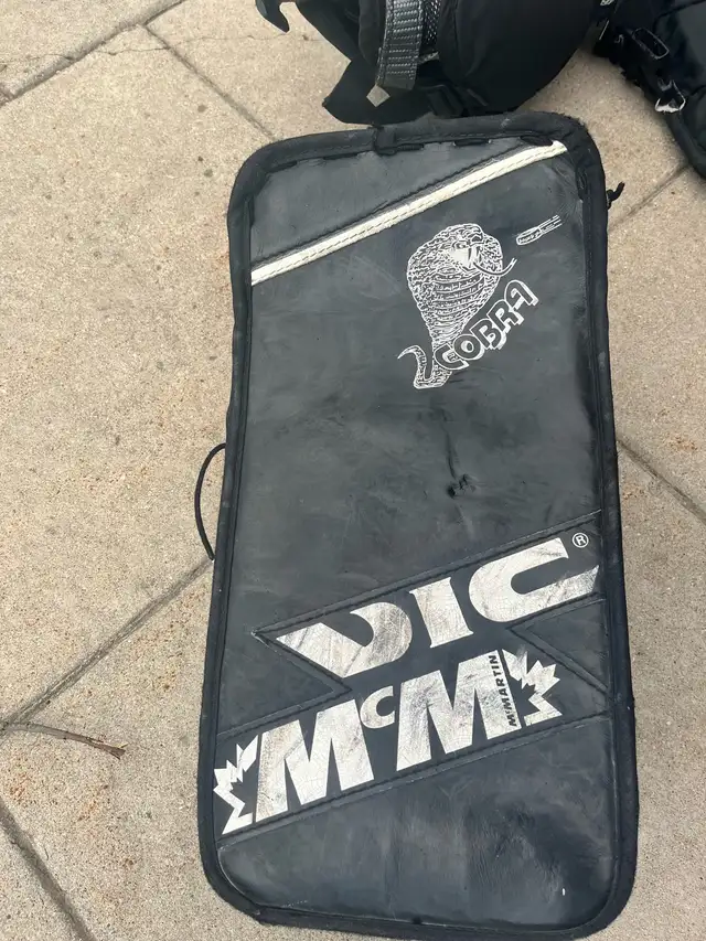 Hockey Goalie Equipment  in Hockey in Stratford - Image 6