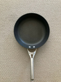 Calphalon 10” 1390 non stick frying Pan good condition