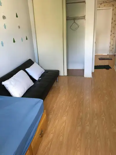Good location! A second floor bedroom is available for rent now at Finch/Warden, 2 mins walking to b...