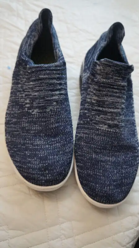 COLUMBIA SHOES in Women's - Shoes in Norfolk County - Image 3