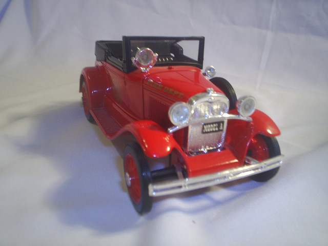 Collectable Antique – Ford Model “A” Roaster in Arts & Collectibles in Sarnia - Image 3