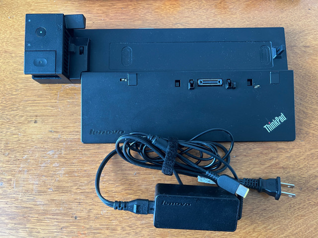 Lenovo ThinkPad Pro Dock 40A1  with powercord- can meet in Scarb in Laptop Accessories in Markham / York Region