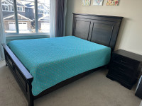 queen size bed frame/box with nightstand 