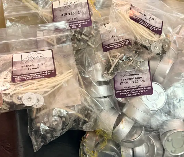 Supplies for wax melts/candle making in Hobbies & Crafts in Strathcona County - Image 5