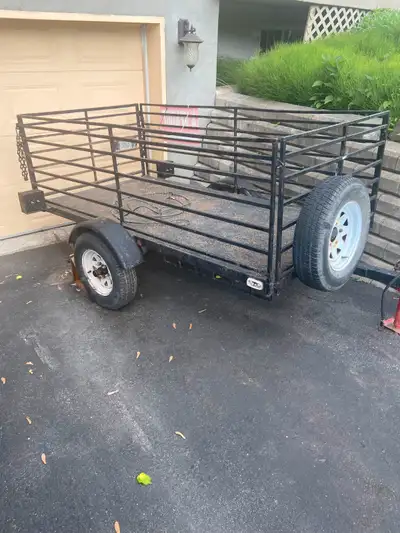 Remorque artisanale 600 $ négociable