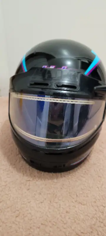 HJC Snowmobile Helmet Snell M90 Fiberglass. Serial # M3421004, Oct. 8, 1991, has a few scratches on...