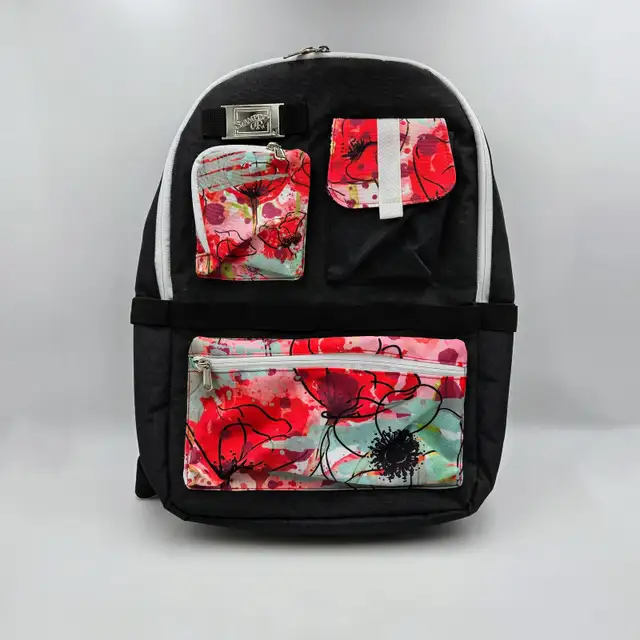 Stampin’ Up! On Stage Backpack Poppies Flowers Red Black Convent in Bags & Luggage in Strathcona County - Image 2