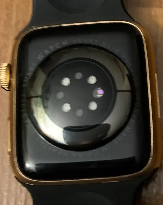 apple watch  knock off  make an offer in Jewellery & Watches in Mississauga / Peel Region - Image 5