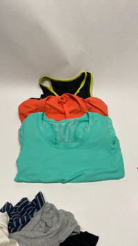 Essence maternity work out tops (xs)