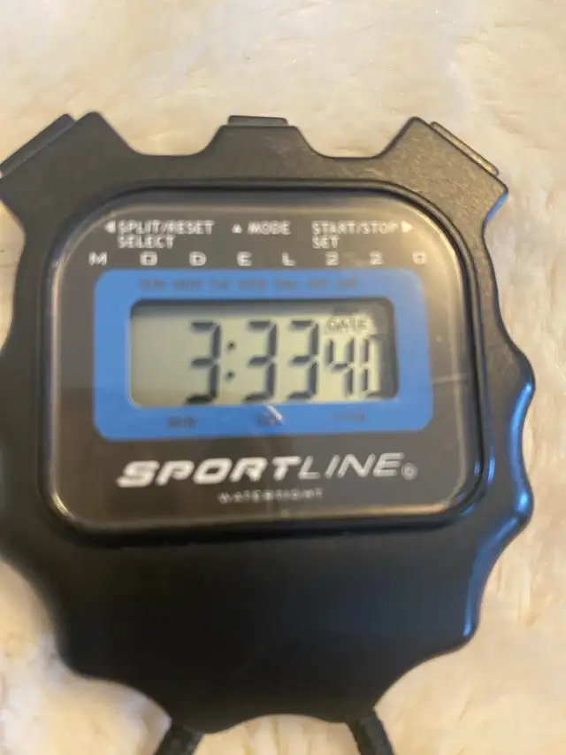 Sports line stop watch 