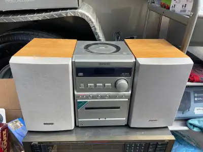 AIWA XR-EM20 Radio, CD, TAPE stereo system, View more