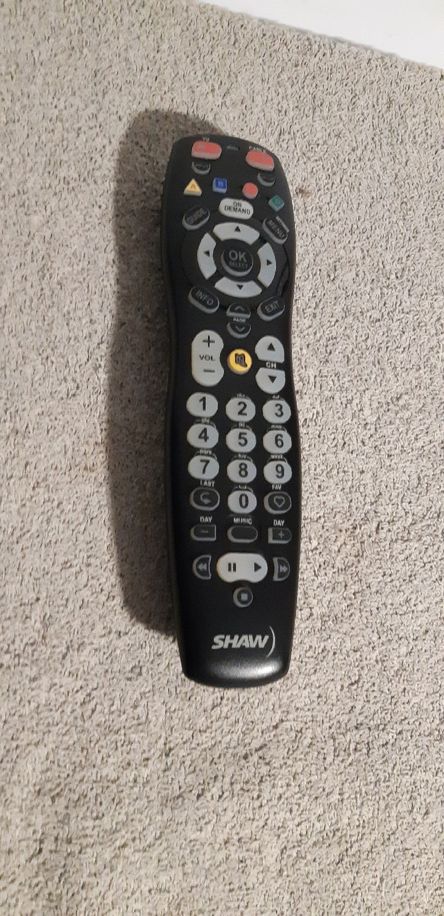 Universal TV remote  in Video & TV Accessories in Red Deer - Image 2