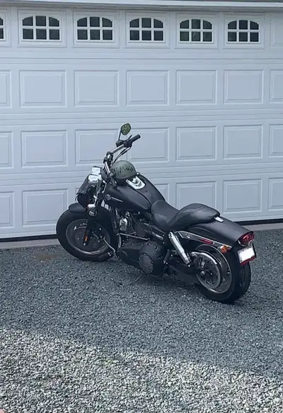 I'm selling my 2009 Harley Davidson Fat Bob (Dyna), a robust motorcycle known for its distinctive, m...