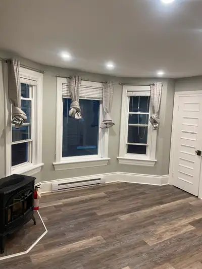 2 Bedroom Apartment for Rent In the Avenues