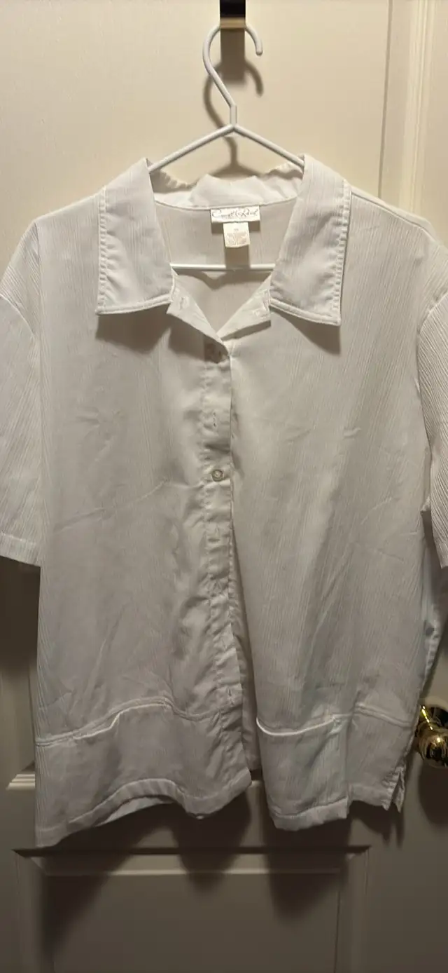 Women’s 3x Short sleeve tops buy more save more in Women's - Tops & Outerwear in Oshawa / Durham Region - Image 6