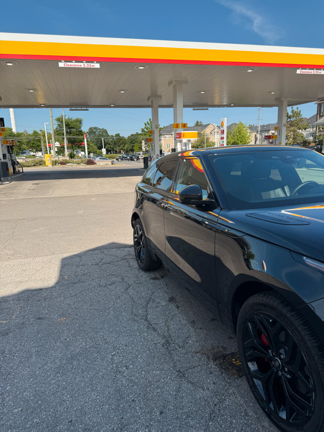 2025 Land Rover Range Rover Velar P250 Dynamic SE in Cars & Trucks in City of Toronto - Image 2