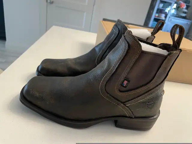 Sureway Mens Cowboy Boots- Mens 8.5/Womens 10.5- Brand New in Men's Shoes in London - Image 4