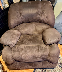 Recliner/Rocker gently used - Pick up only