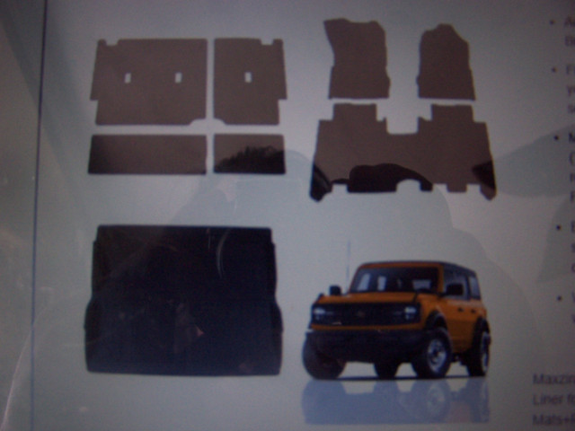 FORD BRONCO 7 PC. FLOOR MATS 2021-2023 in Other Parts & Accessories in Hamilton