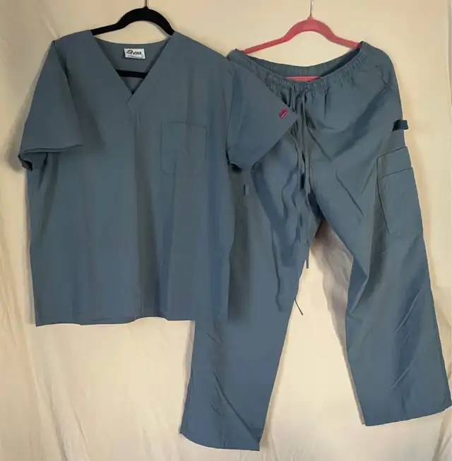 Medical Scrubs in Men's in Calgary - Image 5