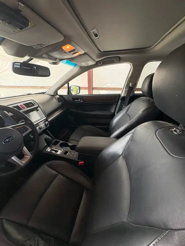 Subaru outback 2015 in Cars & Trucks in Drummondville - Image 5