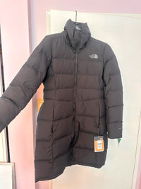Authentic Women's North Face Parka - for immediate pickup