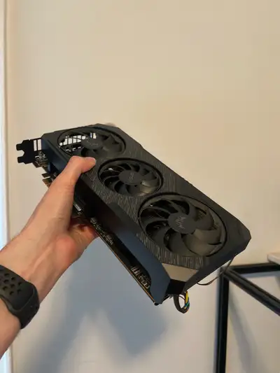 ASUS 5700XT, View more