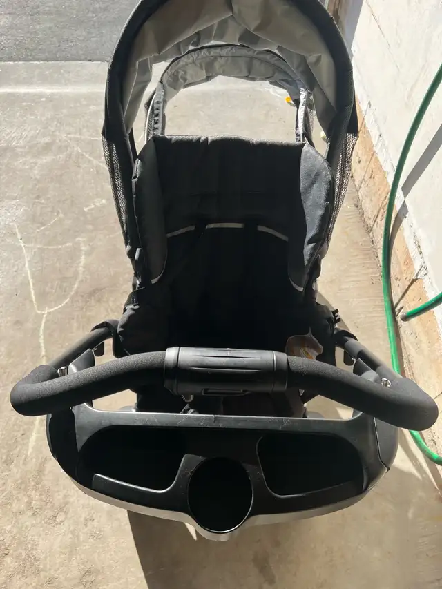double stroller in Strollers, Carriers & Car Seats in Mississauga / Peel Region - Image 11