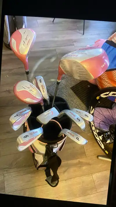 Ladies Wilson Golf Club Set - RH, View more