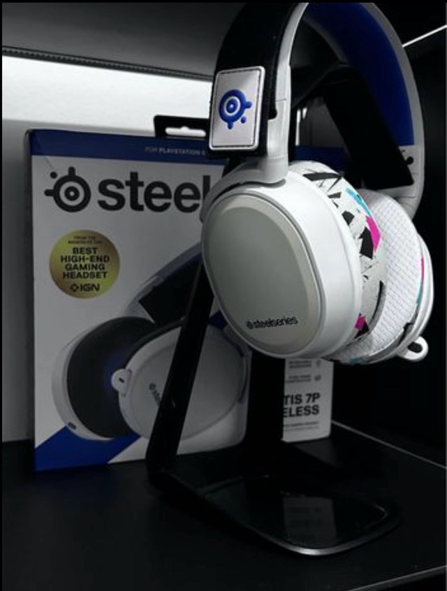 ARCTIS 7PWireless Gaming Headset in Speakers, Headsets & Mics in Calgary - Image 4