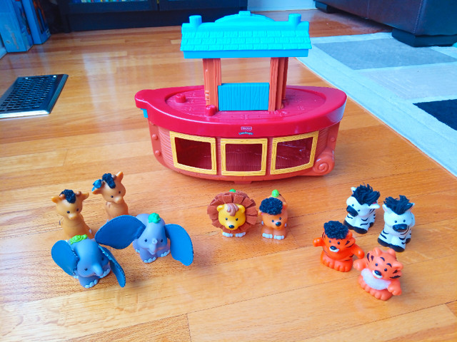 Fisher-Price Little People Noah's Ark in Toys in Ottawa